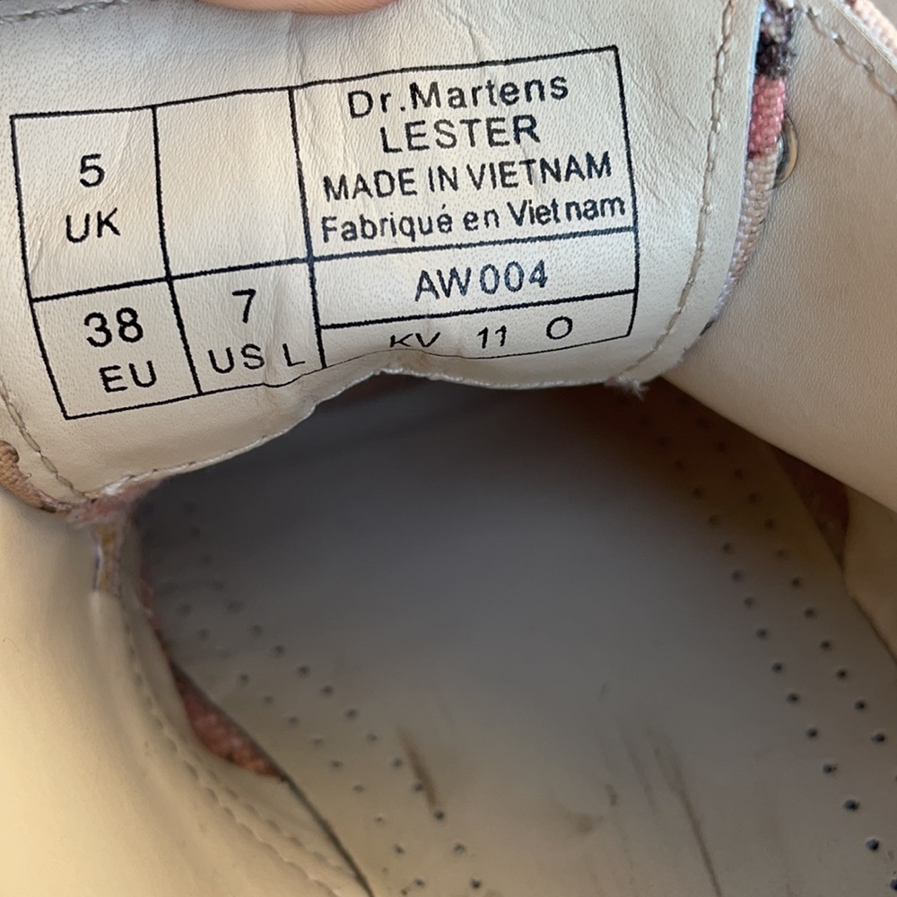 Dr. Martens Lester Shoes Sz 7 - Picture 7 of 8